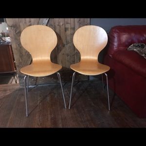 2 wooden chairs